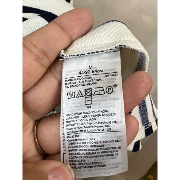 Banana Republic One Shoulder White and Black Top Size M - Picture 3 of 4